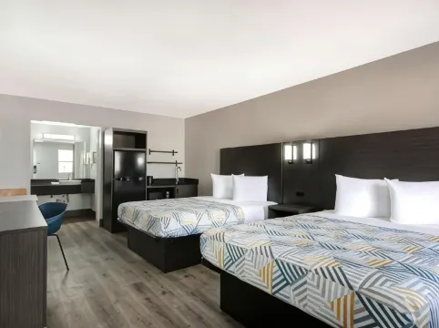 Motel 6 San Antonio, TX - Northwest Medical Center