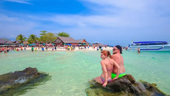 Featured tour starting at 3387 THB: Tropical Paradise Awaits: Full-Day Khai Islands Tour from Phuket