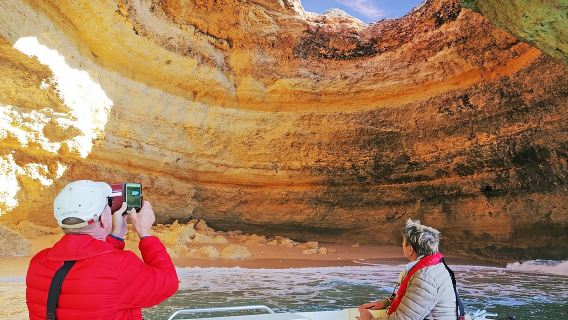 Portimão: recorrido en lancha motora por las cuevas de Benagil