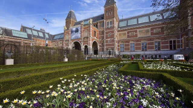 Rijksmuseum Amsterdam Small-Group Tour with Private Upgrade 