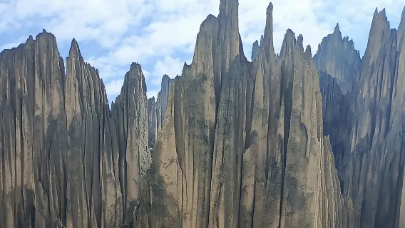 Tur Setengah Hari ke Valle de Las Animas, Lembah Bulan, dan Killi Killi