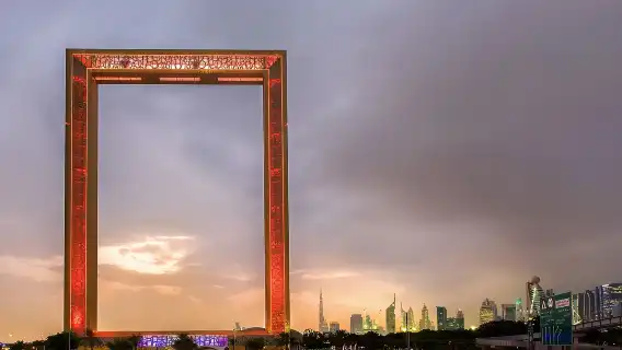 杜拜新舊城一日包車遊