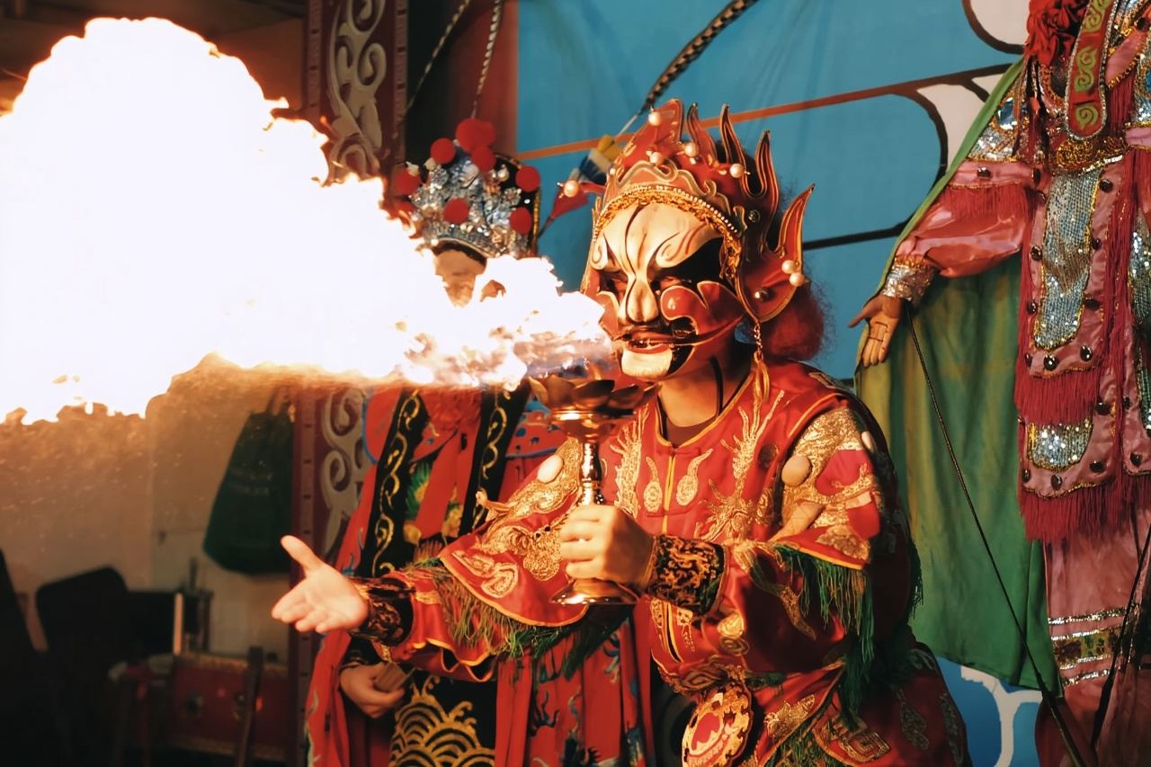 [Chengdu] Sanhua•Old Chengdu Sichuan Opera Troupe•Face-changing Performance Ticket (Sichuan Opera Family Heritage + Intangible Cultural Heritage Classic Show + Fire-spitting Skill Demonstration + Leisure Tea Tasting)