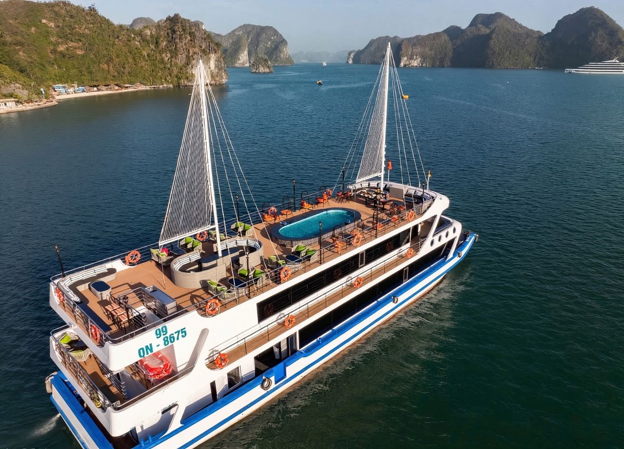 [Amethyst Cruise] Ha Long Bay 5-star luxury cruise buffet/afternoon tea/luxury bus transfer