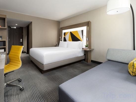 M Social Hotel New York Times Square Room Type - Social City View King