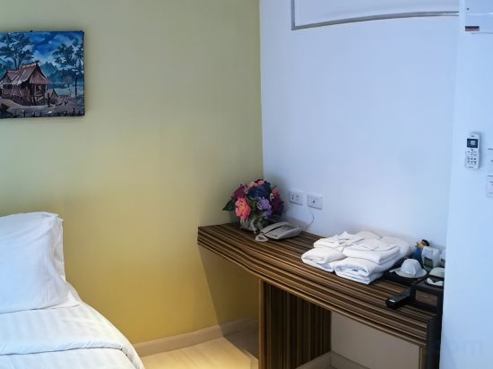 Nantra Ekkamai Room Type - Economy Room
