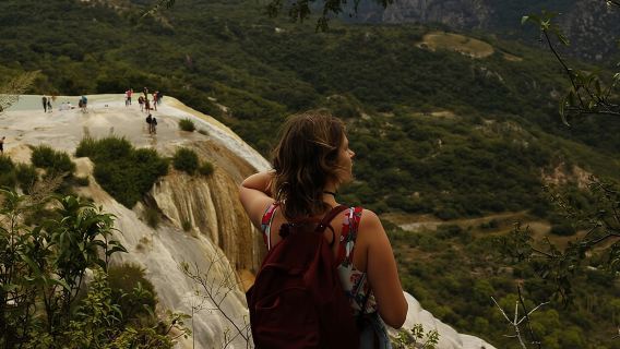 Chuyến tham quan nhà máy chưng cất rượu Mezcal và đun sôi nước