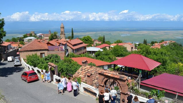 Kajetia: Tour de vino por Bodbe, Sighnaghi y Telavi desde Tiflis