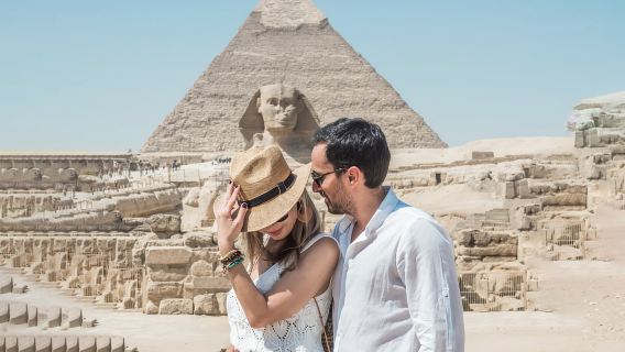 Cairo: Private Half-Day Pyramids Tour with Photographer