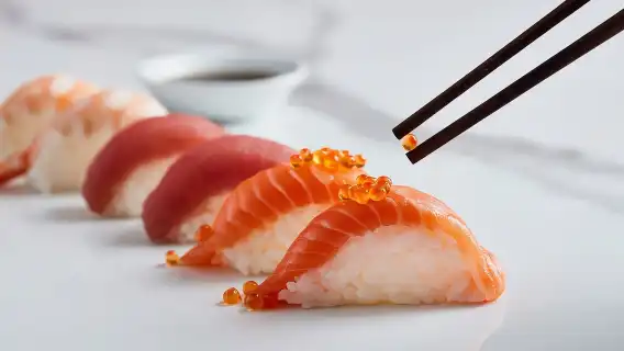 เคปทาวน์: ล่องเรือชายฝั่งและซูชิ 14 ชิ้น