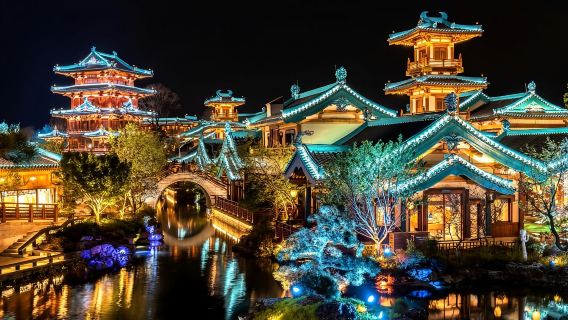 [Nanjing guide] Need a guide urgently? Contact me! Private guide will show you the imperial city of Jinling. Half-day or full-day tours available with English/Chinese guides. Customize your own itinerary for all attractions.