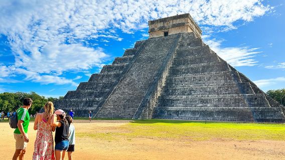 Chichen Itza Early Access All Inclusive: Lunch, Pick up & All Fee