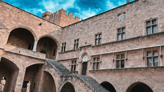 Rhodes: Old Town and Grand Master Palace Shore Excursion