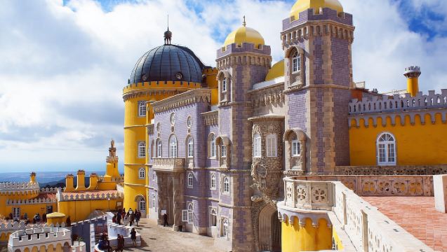 Small-Group Lisbon to Sintra, Pena, Regaleira, Cabo Roca, Cascais