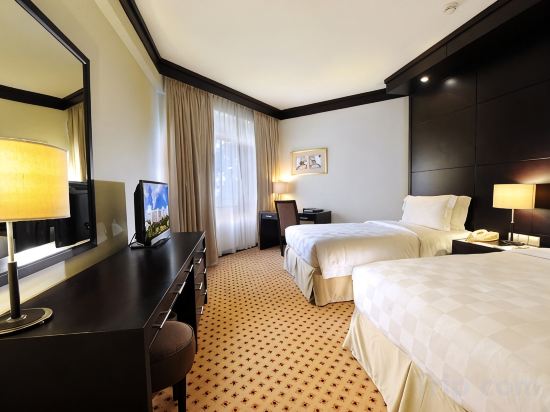 Hotel Borobudur Jakarta Room Type - Family Room With Balcony (Garden Wing Suite Two Bedroom) Hotel Borobudur Jakarta Room Type - Family Room With Balcony (Garden Wing Suite Two Bedroom)