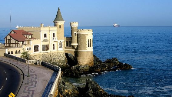 La famosa Viña del Mar! Tour a piedi premium con una guida locale