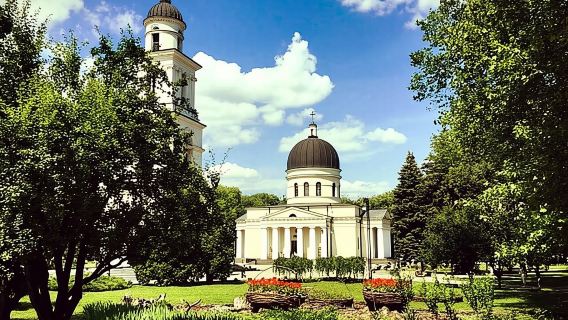 Best of Chisinau Private City Tour