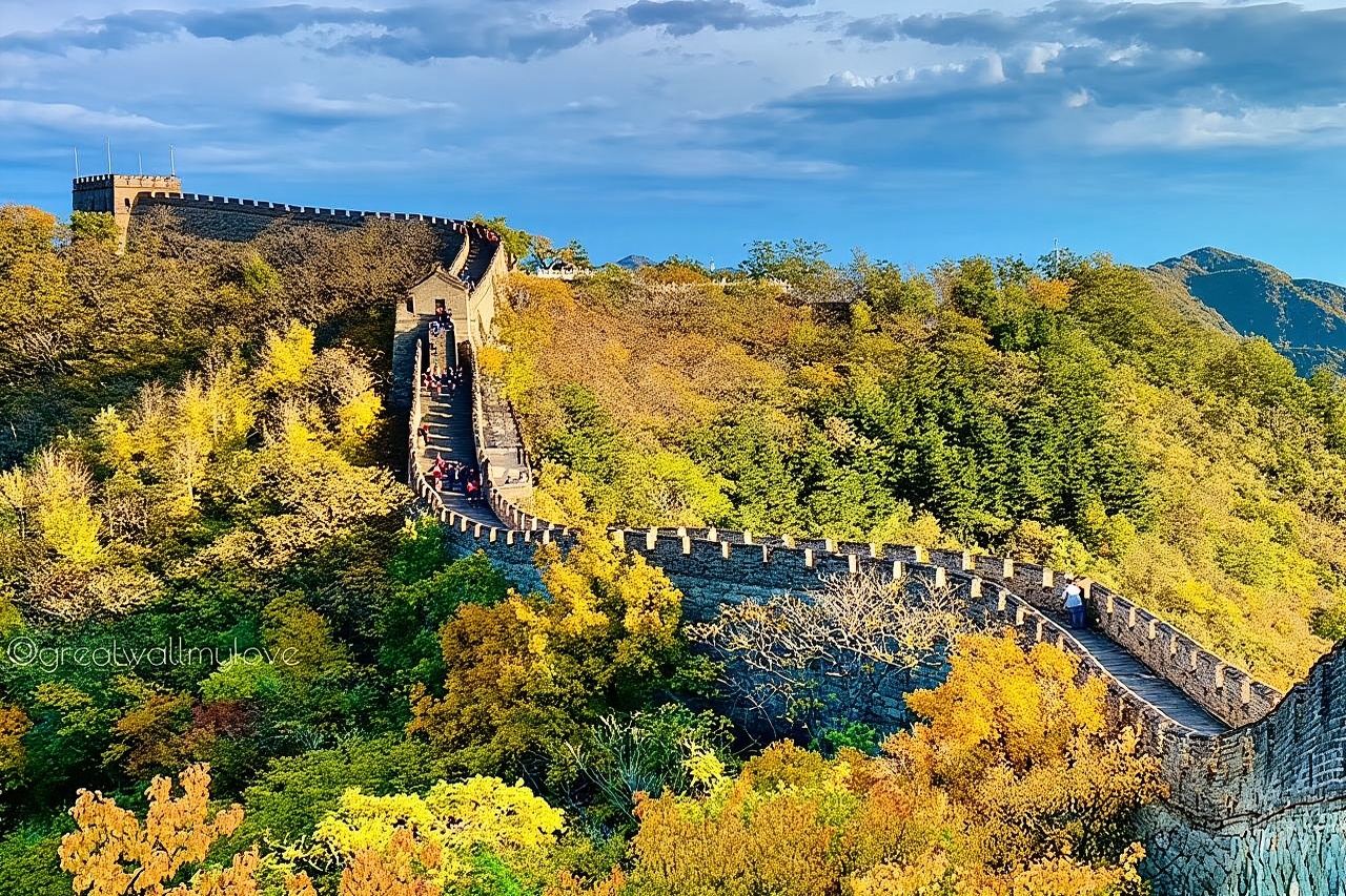 Escursione privata di un giorno al tramonto sulla Grande Muraglia di Jinshanling con autista parlante inglese