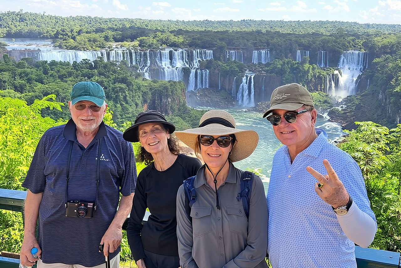 Iguazú Falls Private Day-tour on Both Brazillian & Argentinean 