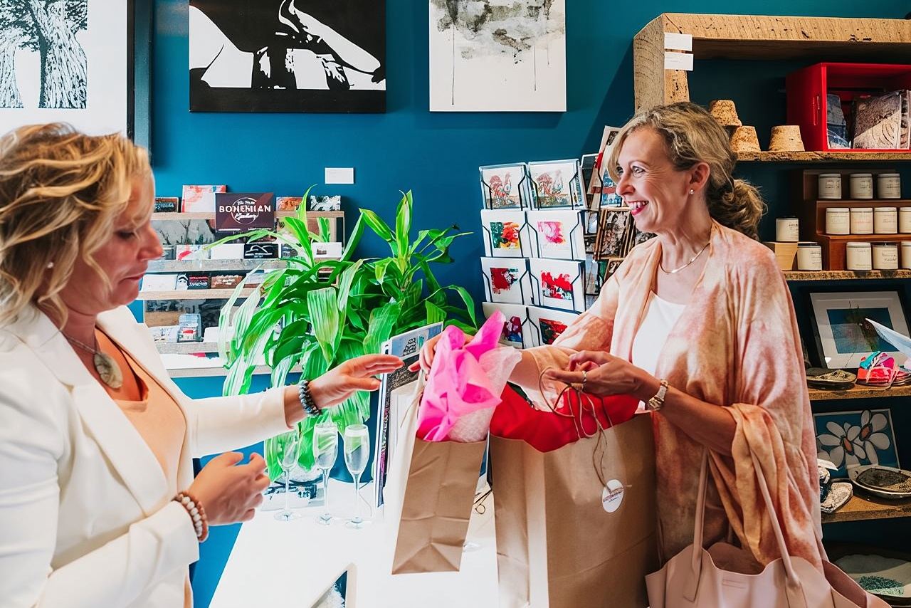 Degustazione di cibo e tour a piedi autoguidato a Parigi