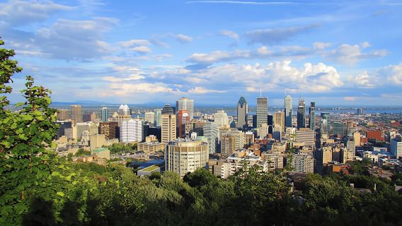 Kickstart to Montreal private walking tour
