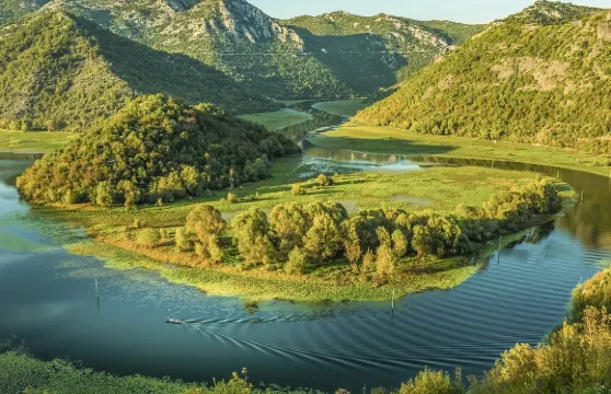 從科託爾出發，縱覽黑山精華：洛夫琴山、克魯亞河、聖斯特凡島