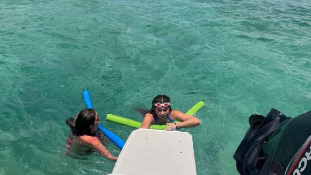 Private Boat - Snorkeling, Star Island & Dolphin Spotting
