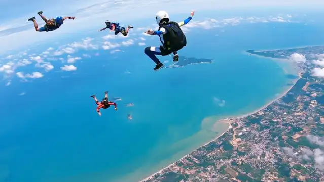 泰國曼谷芭堤雅清邁普吉島高空跳傘體驗Skydive Thailand/dropzone/thaisky/ skydive chiang mai 13000英尺