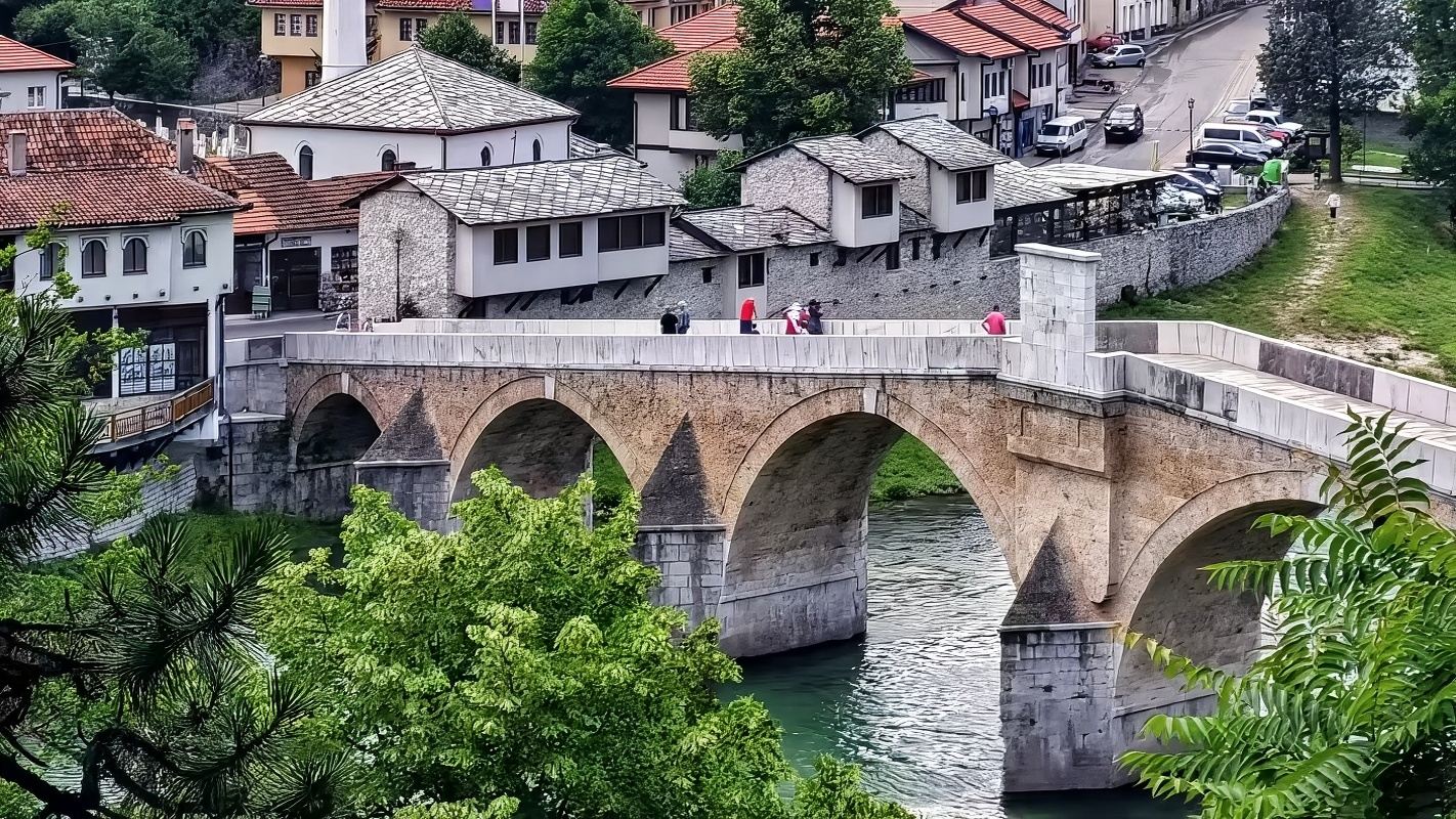 科尼茨包車之旅：奧斯曼橋白水漂流地堡漁村工坊