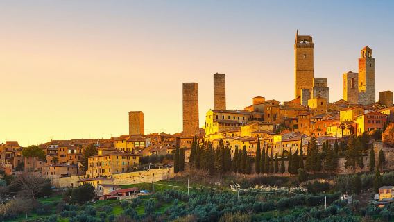 Florenz: Tagesausflug mit Freizeit in San Gimignano und Siena
