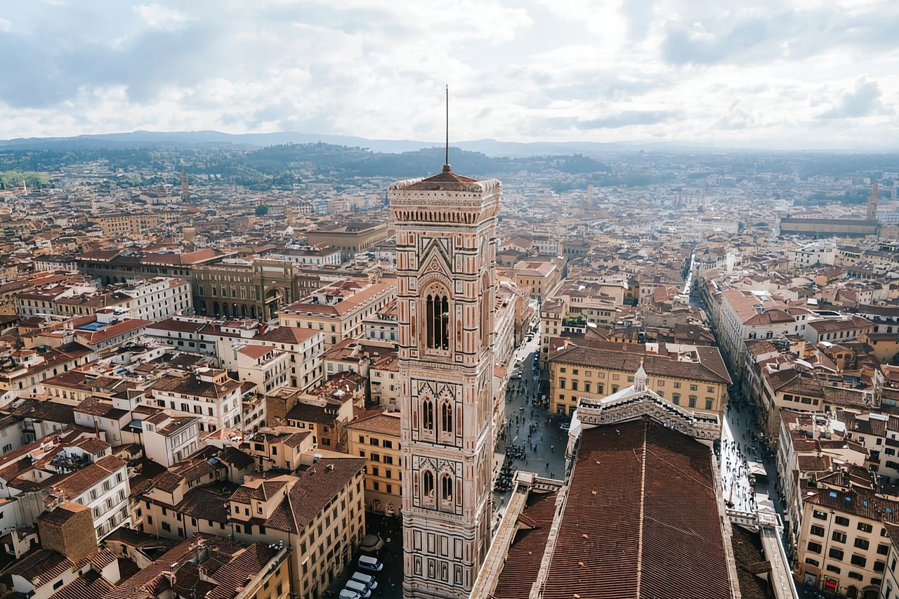 David & Duomo VIP Tour with Exclusive Terrace Access & Dome