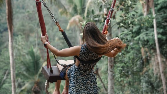 Ubud: Monyet Forest Sanctuary & Jungle Swing Tour