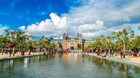 Excursion d'une journée en voiture avec chauffeur à la tour de la cathédrale d'Utrecht, au château de Haar et au musée des boîtes à musique aux Pays-Bas