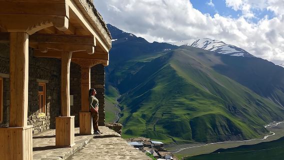 Tour di Guba Khinalug e delle montagne di Candy Cane (a cura di Old City Tours)
