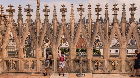 Superahorro en Milán: Visita al Duomo y a la azotea sin colas