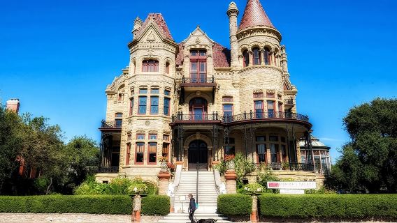 Chuyến tham quan đi bộ có hướng dẫn đến những bóng ma ở Galveston