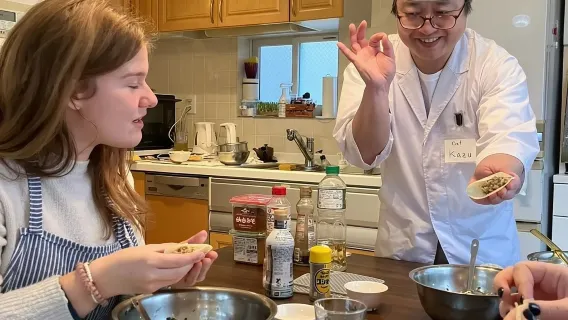 Ikebukuro Cooking: Gyoza and Ramen