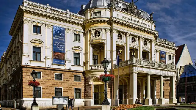 Private Tour of Bratislava from Vienna, Transport and Local Guide