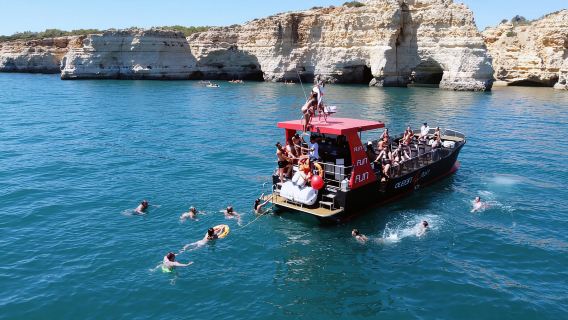 Da Portimão: tour in catamarano di 2 ore alle grotte di Benagil