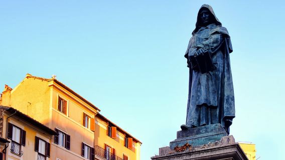 Рим: пешеходная экскурсия по темному прошлому с билетом в склеп капуцинов