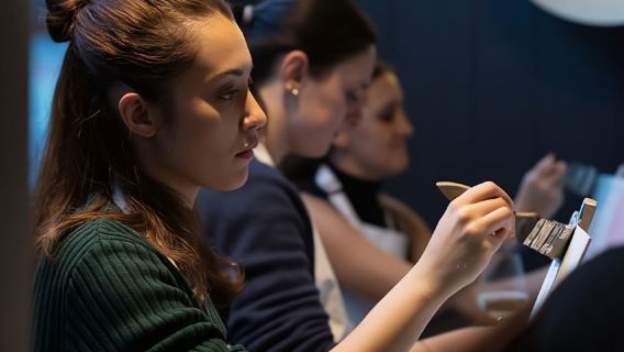 Milán: Clase de pintura y bebida