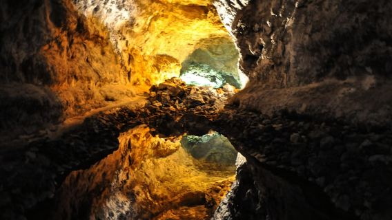 Lanzarote caves: Half-Day Trip
