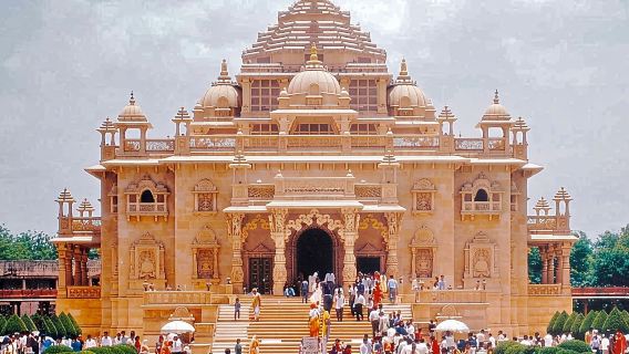 Recorrido privado de día completo por la ciudad de Vieja Delhi y Nueva Delhi