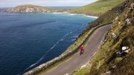 Recorrer la península de Dingle en bicicleta eléctrica: ¡una actividad imprescindible de medio día!