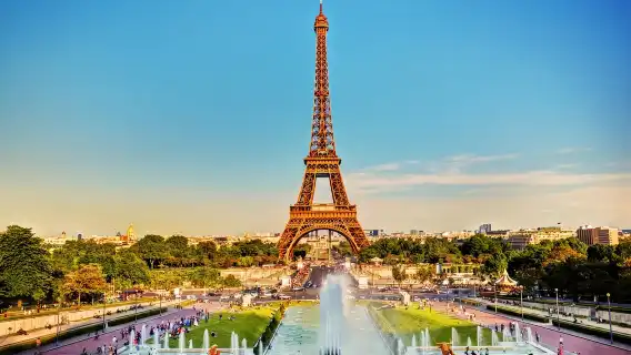 法國巴黎艾菲爾鐵塔+塞納河+亞歷山大三世橋+協和廣場一日遊