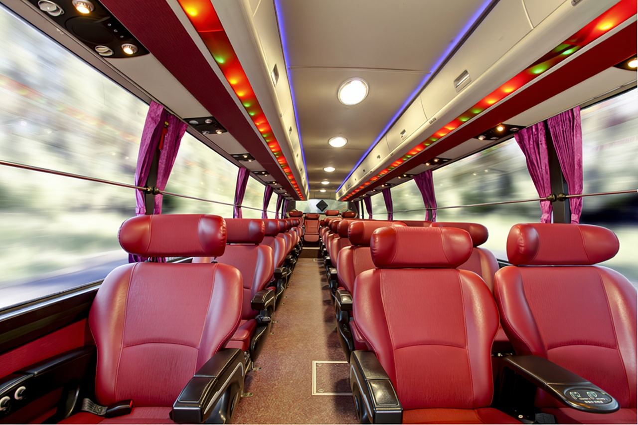 Sapa Express - รถลิมูซีน VIP ซาปา-สนามบินฮานอย 28 ที่นั่ง