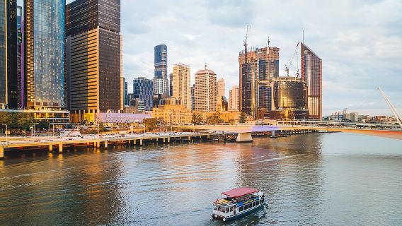 Midday Sightseeing Cruise: 12.30pm-2pm (90min)