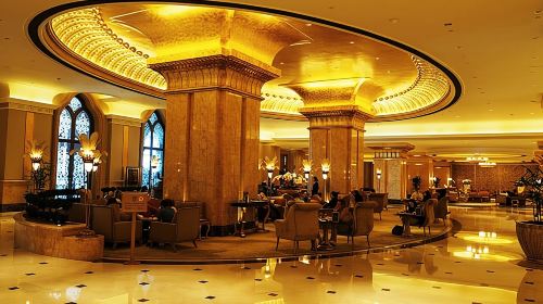 Dining Experience at iconic Emirates Palace Abu Dhabi Day Tours 4
