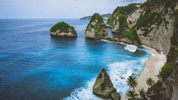 Perjalanan Nusa Penida ke Pantai Atuh Diamond & Tur Rumah Pohon