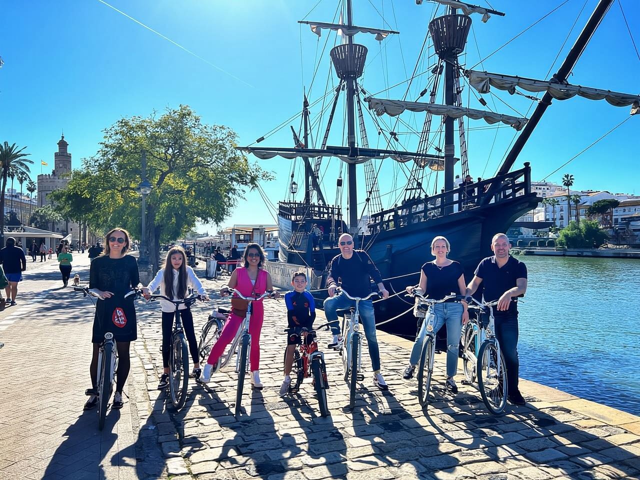 เซบียา: ทัวร์ปั่นจักรยานไฮไลท์เนเธอร์แลนด์พร้อมไกด์ท้องถิ่น